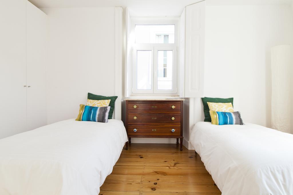 Bairrus Lisbon Apartments - Graca Bilik gambar